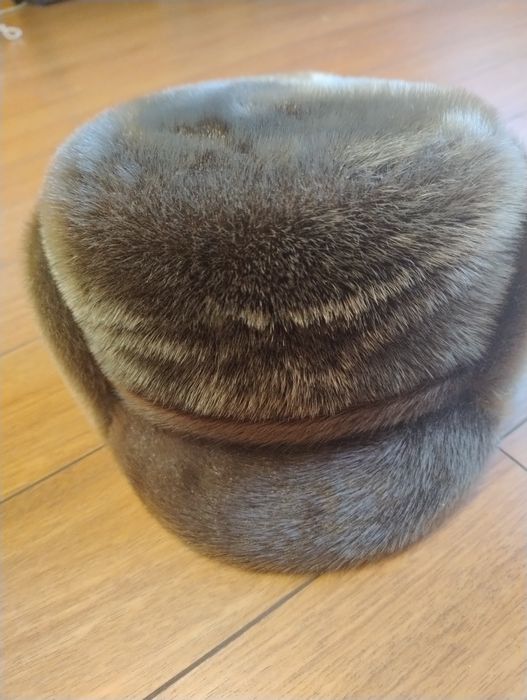 Căciulă de bărbați din blana de nurca