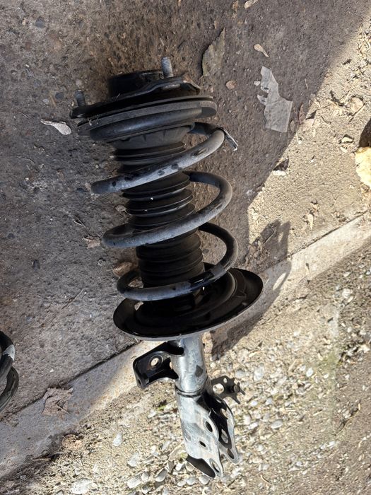 Тайота 75 3,5 оригинал екі алды