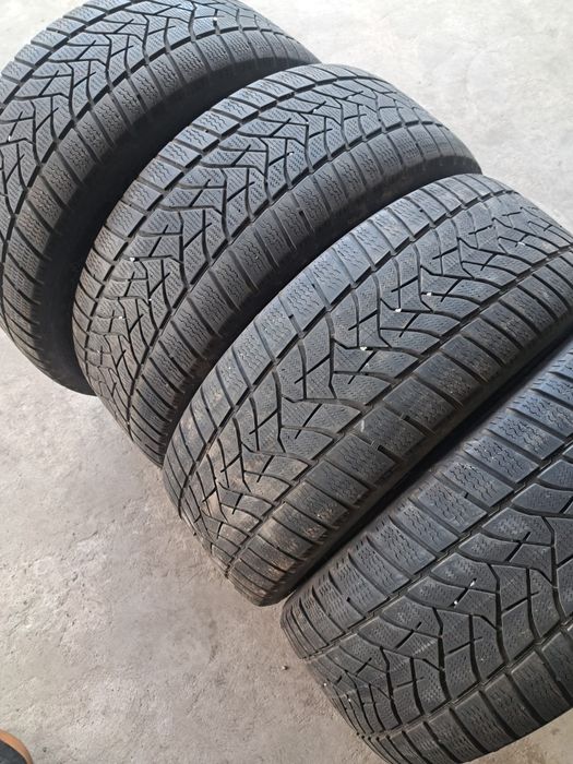 4 anvelope iarnă 255 45 r20 Dunlop