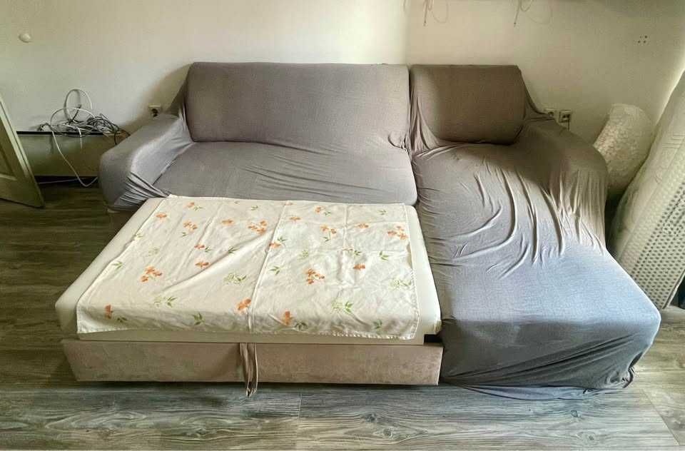 Ъглов диван с лежанка и ракла