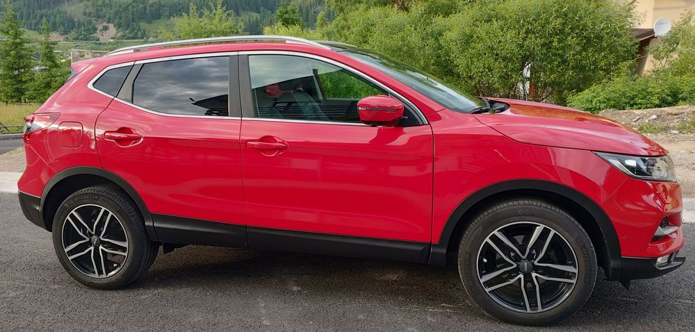 Urgent Nissan Qashqai 2018,4x4,1,6 diesel 130CP,manuală,67500 km .