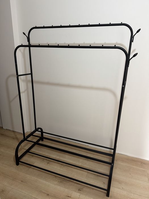 Напольная вешалка