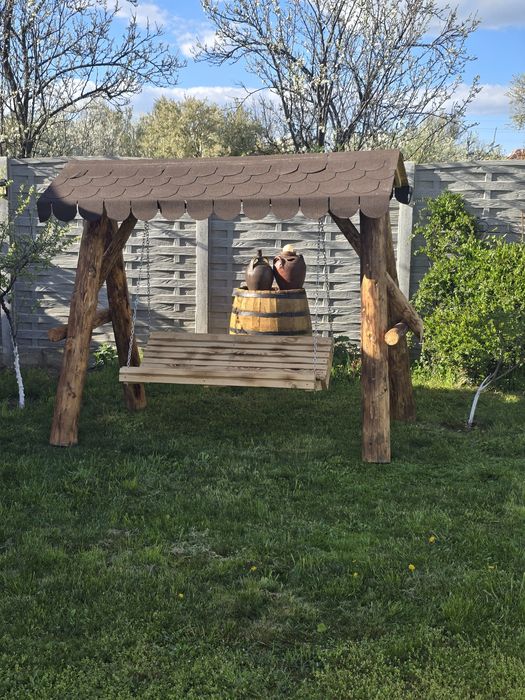 Balansoar  rustic  cu 2 leagăne  pentru copii  din lemn  masiv  set masa scaun
