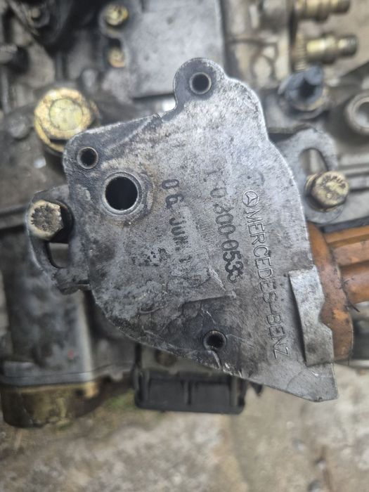 ГНП за Mercedes C class w202  E class w210 2.5D № 601 070 4701