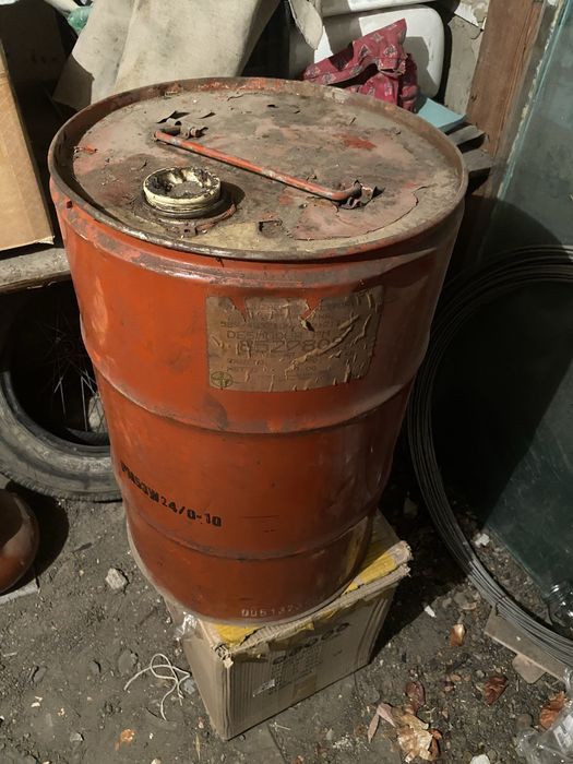 Металическая бочка