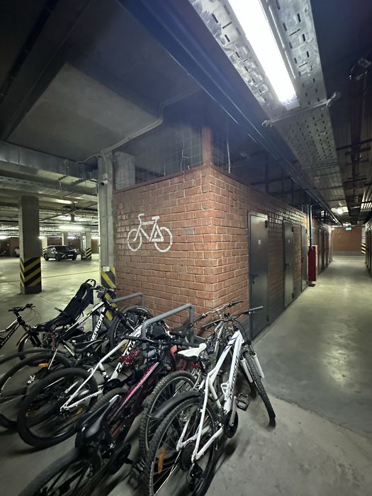 Сдам кладовку на левом берег