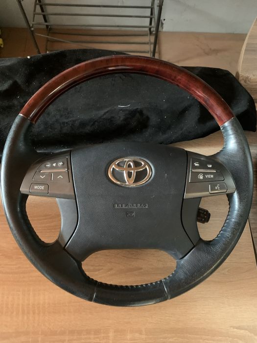 Руль Camry / Estima / Alphard / Prado.