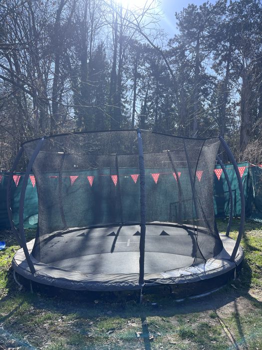 trambulina mare de vanzare