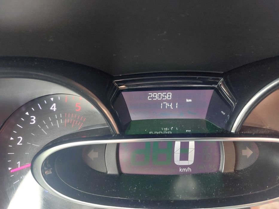 Renault Clio fabricatie 2018 -29.183 km.