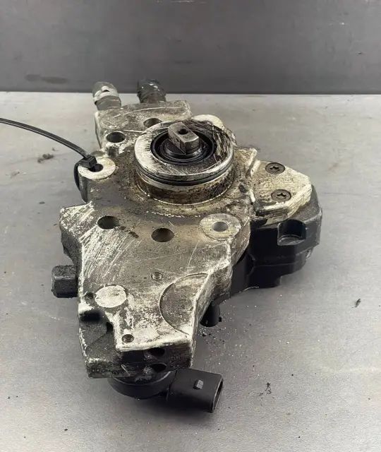 Pompa inalta presiune 0445010143 Mercedes-Benz C-Class 2003