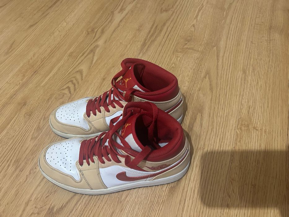 Jordan 1 mid beige and red