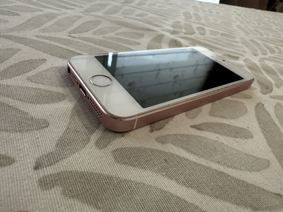 iPhone SE 1st generation