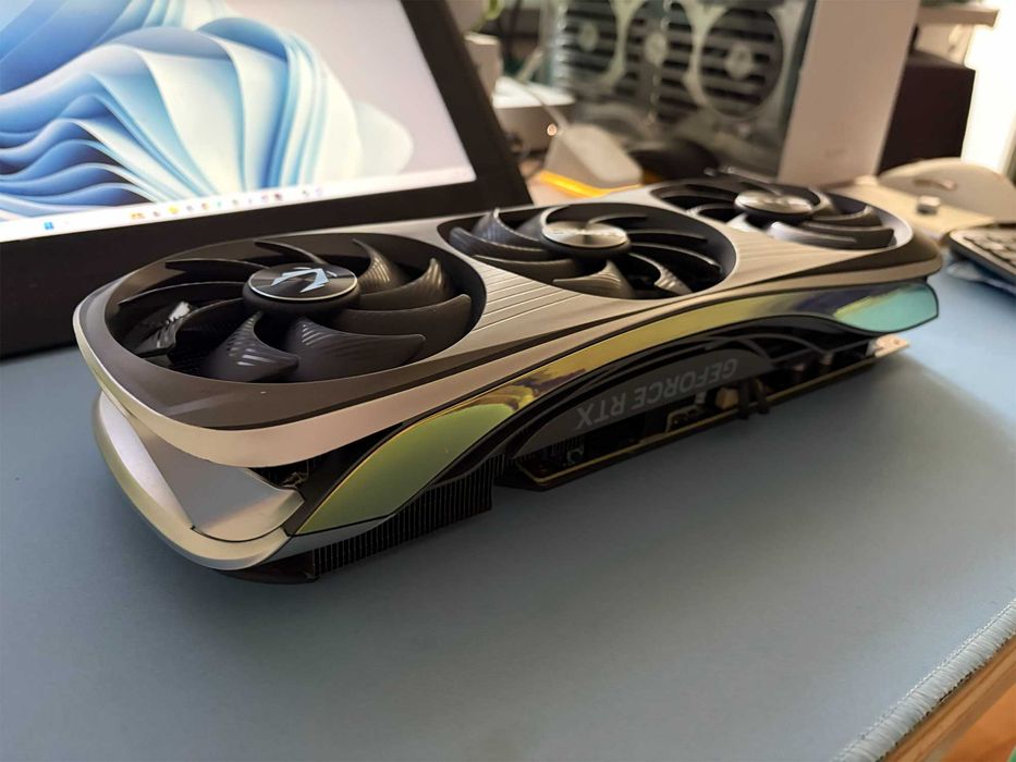 Видеокарта Zotac RTX4070ti Amp Extreme Airo