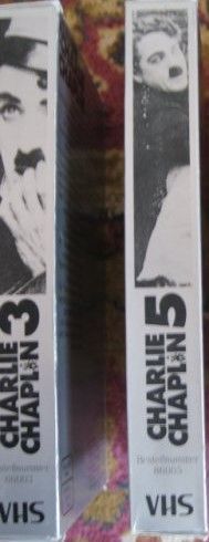 2 видео касети със филми на Чарли Чаплин