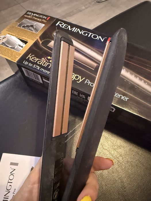 Преса за коса Remington Keratin Therapy Pro Straightener,
