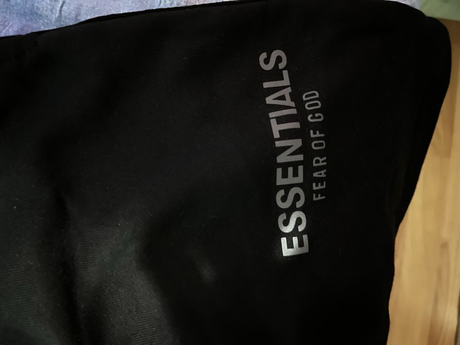 Pantaloni scurti Essentials