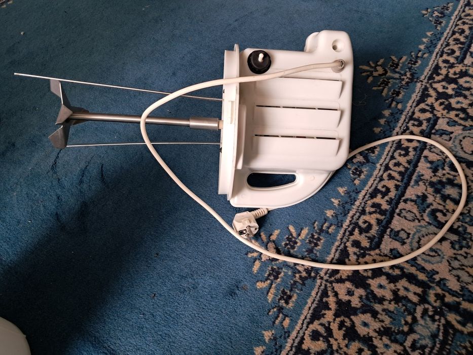 Май былғайтын сатылады.  Масляный пятновивыдитель продам