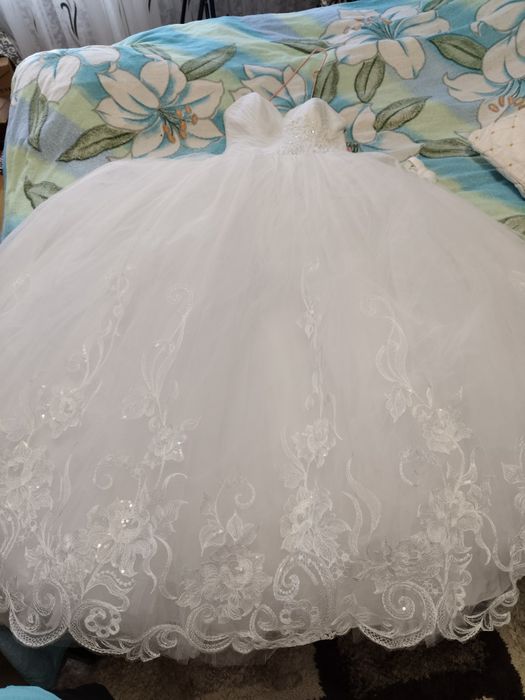 Продам свадебное платье