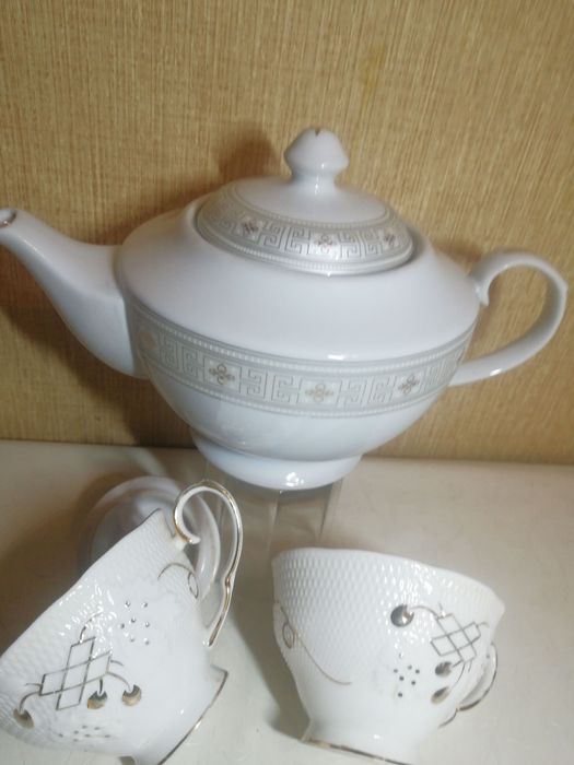 Дополнение к комплектам посуды.