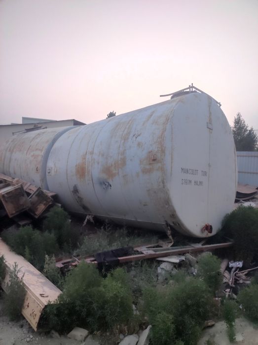 Ёмкост Цистерна сотилади