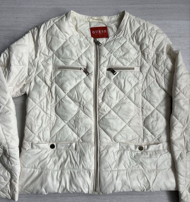 Дамско яке Guess