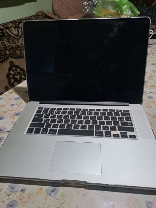 Продам MacBook Pro 15. A1398.