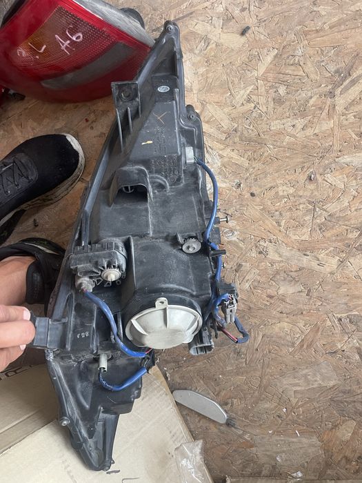 Ляв ксенонов фар за Nissan Murano