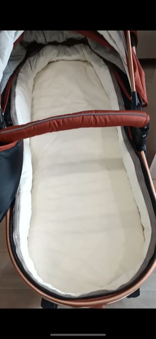 Продам детскую коляску