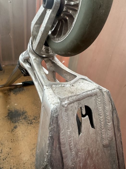 Продам трюковой самокат