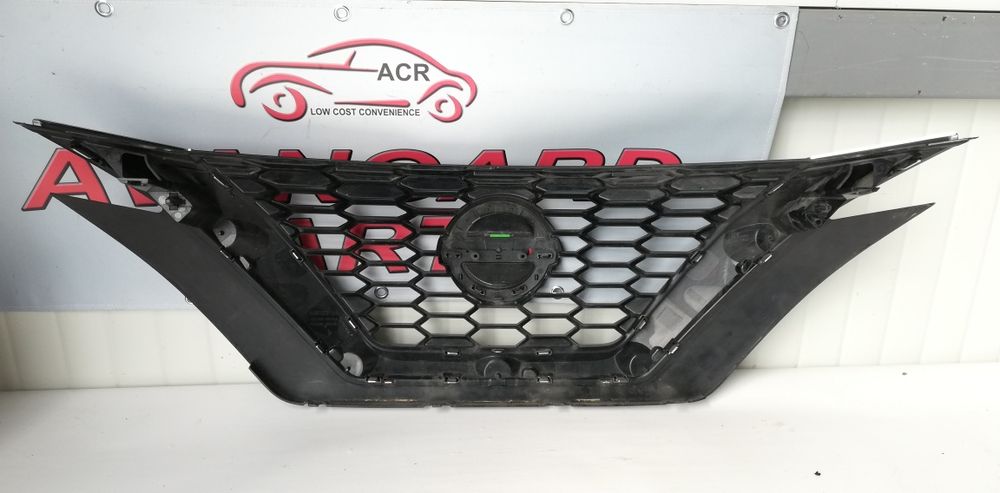 Предна решетка Nissan Rogue 2021-2023