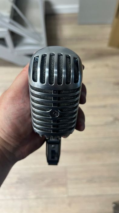 Ретро-микрофон Shure 55SHII