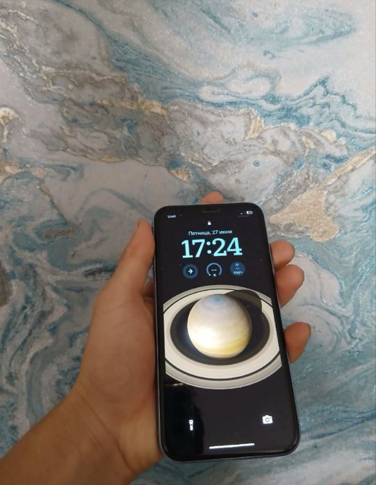 Iphone xr  yaxshi holatta