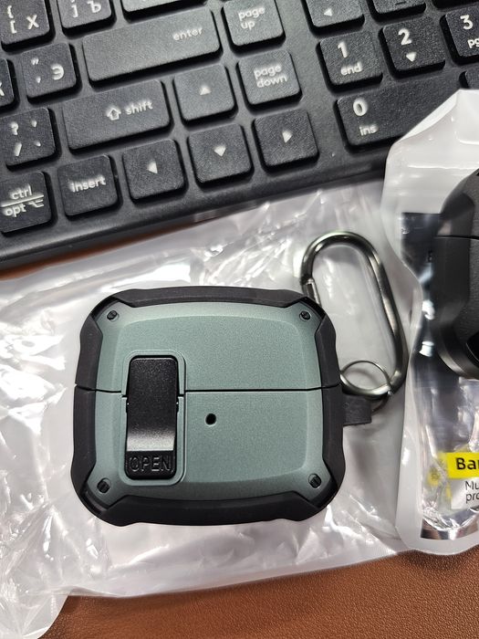 Чехол кейс для наушников Galaxy Buds 3, Buds 3 Pro и Buds 3 FE