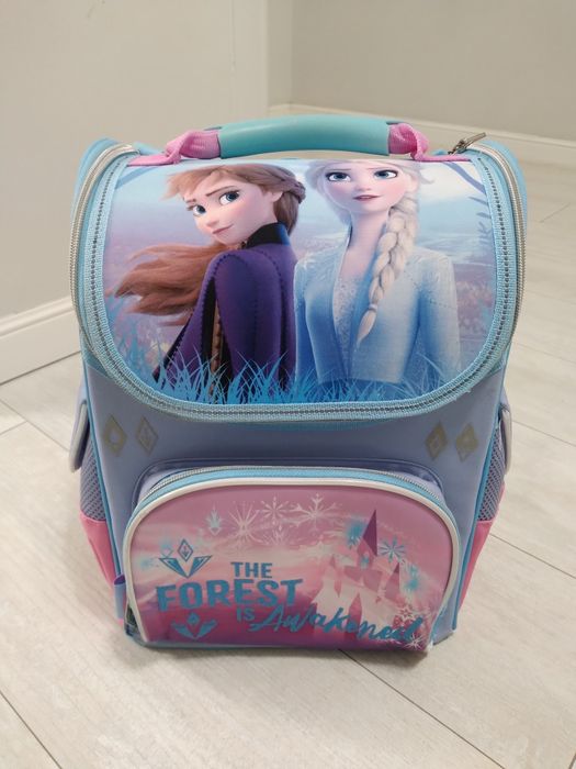 Продам рюкзак школьный