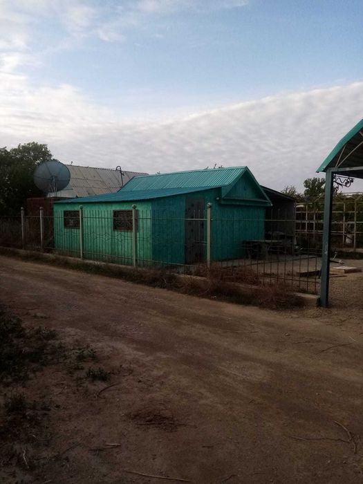 дача с хозяйством