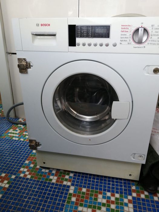Продается встроенная стиральная машина Бошь