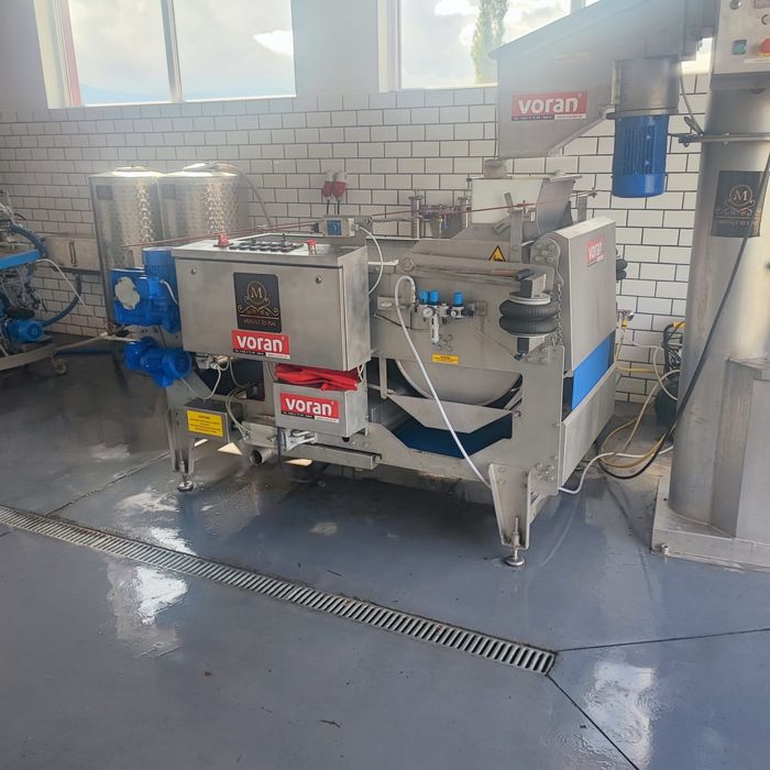 Linie procesare fructe si legume in suc natural