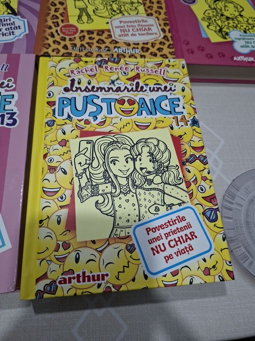 Colectie carti,,Insemnarile unei pustoaice"