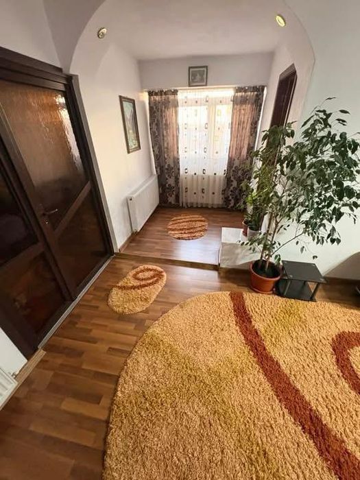 Apartament 3 camere, zona Gării, Republicii
