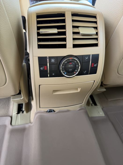 Mercedes Benz GL550 4 Matic Grand Edition