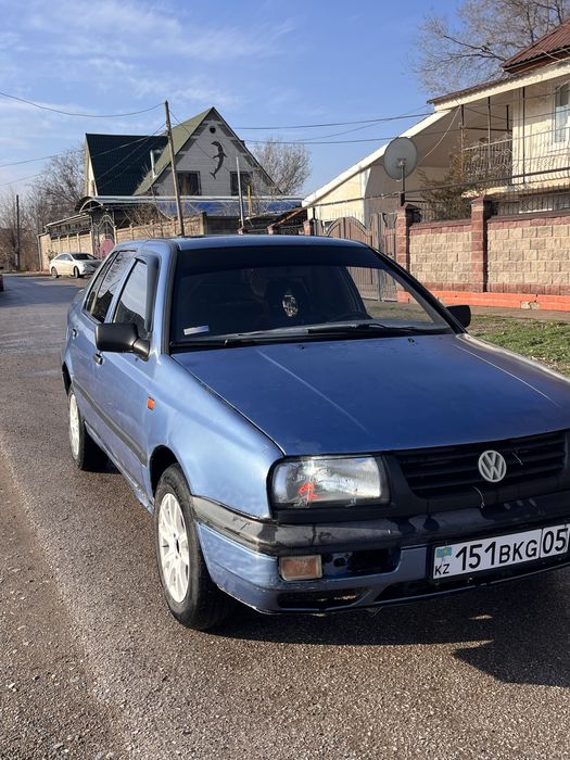 Volkswagen Vento 1.8 моно