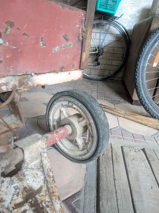 Тележка (арава) для хозяйственных нужд