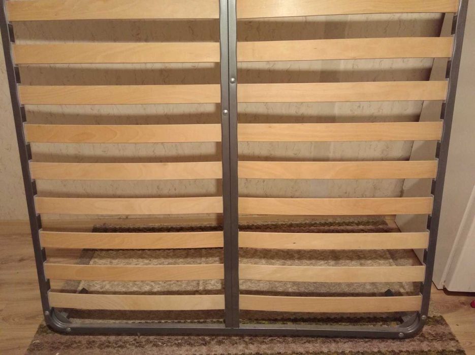 Спалня с матрак 160х200х 18см  /монтаж/