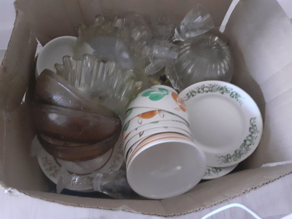 Ыдыс аяктар сатылады