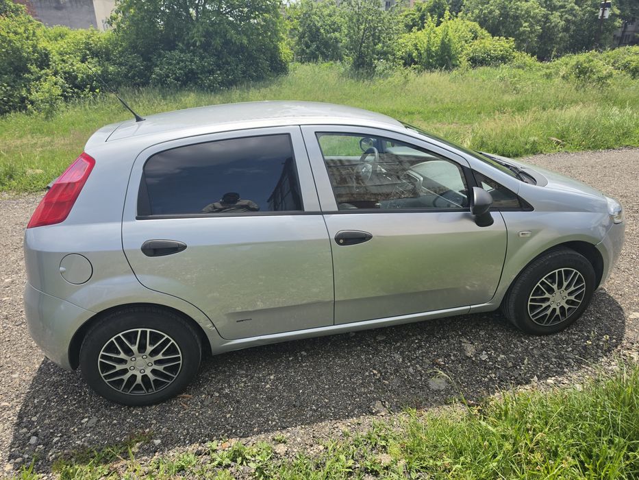 Продавам Fiat Grande Punto 1.4 70к.с