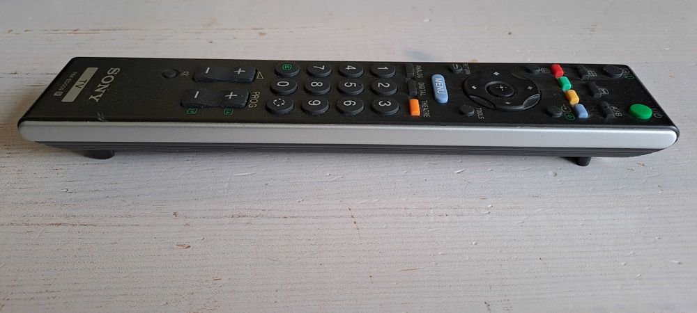 Продавам Перфектен телевизор Sony Bravia KDL32S3010