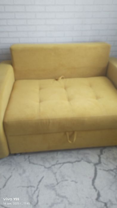 Диван в хорошем состоянии