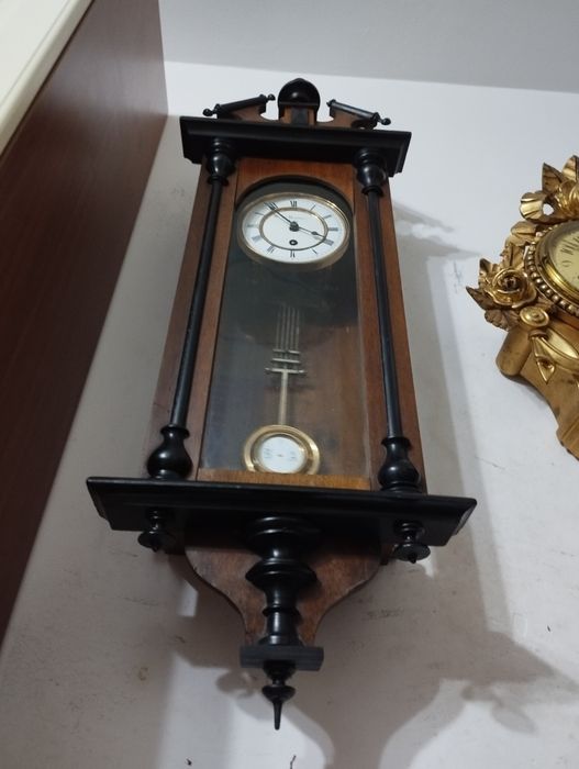 Ceas pendula de perete anii 1900 +/- cu pendul