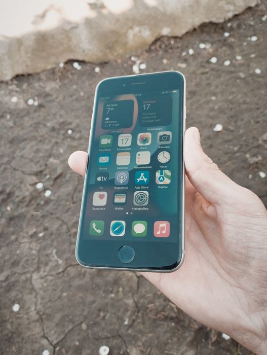 Продам iPhone 6s 32GB