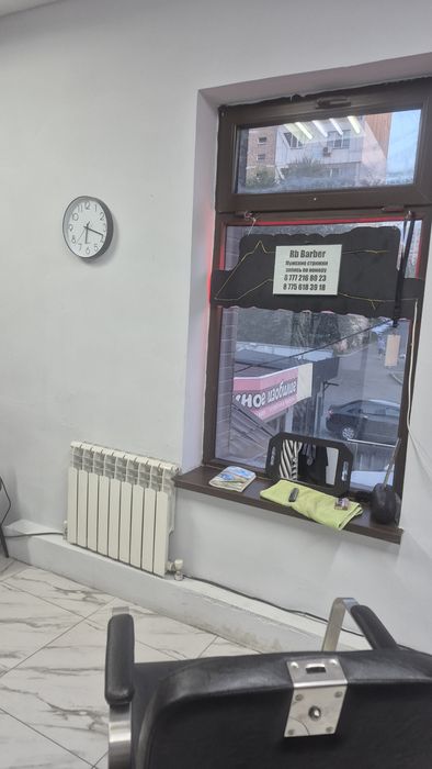 Продаётся  салон